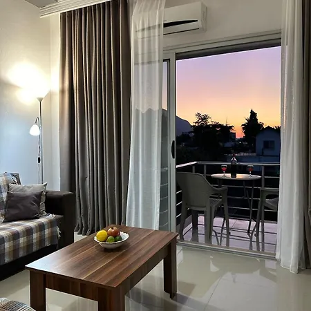 Amazing Two-bedroom In Lukomorye D5 With Scenic View Karavas