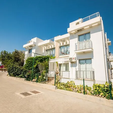Апартаменты Amazing Two-bedroom In Lukomorye D1 With Private Garden Karavas (Northern Cyprus)