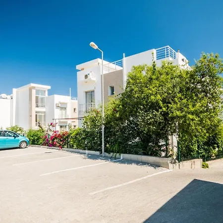 Amazing Two-bedroom In Lukomorye D5 With Scenic View Apartament Karavas (Northern Cyprus)