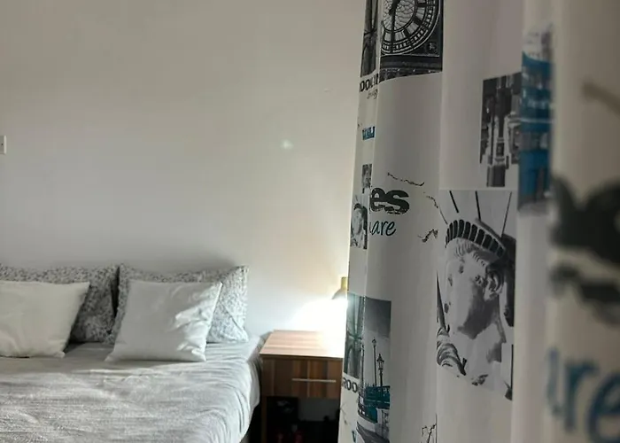 Amazing Two-bedroom In Lukomorye D5 With Scenic View Apartmán